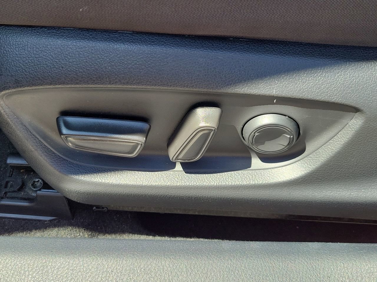 Used 2023 Toyota Camry LE image 17