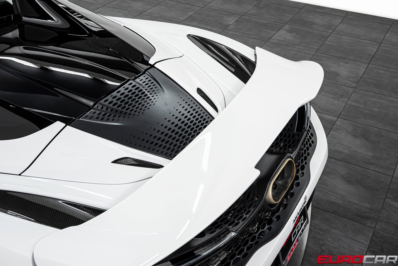 Used 2024 McLaren 750S Spider image 22