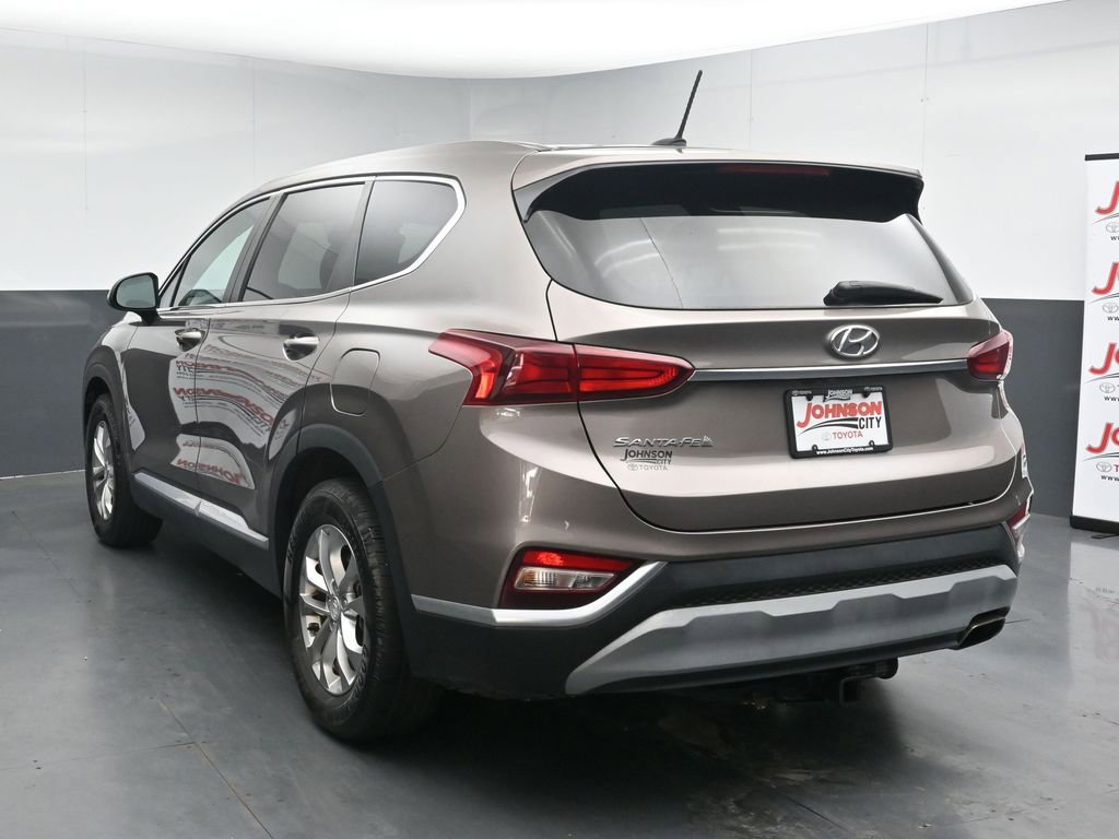 Used 2019 Hyundai Santa Fe SE FWD image 6