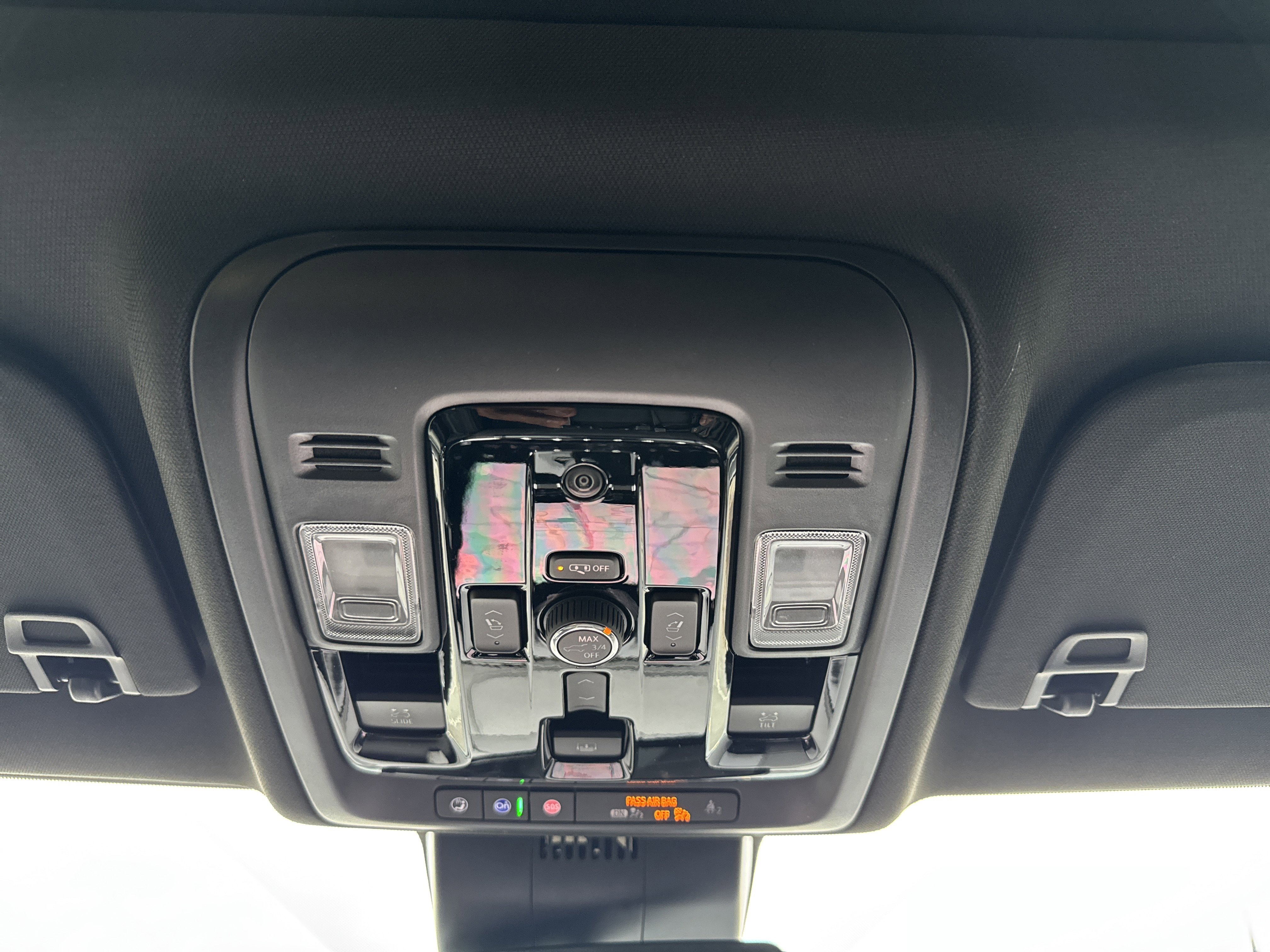 New 2026 GMC Yukon Denali w/ Sun & Power Step Package image 26