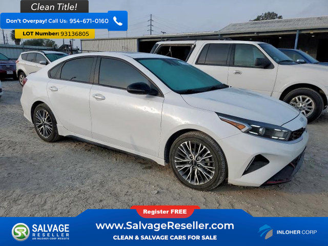 Used 2022 Kia Forte GT-Line w/ GT-Line Premium Package image 5