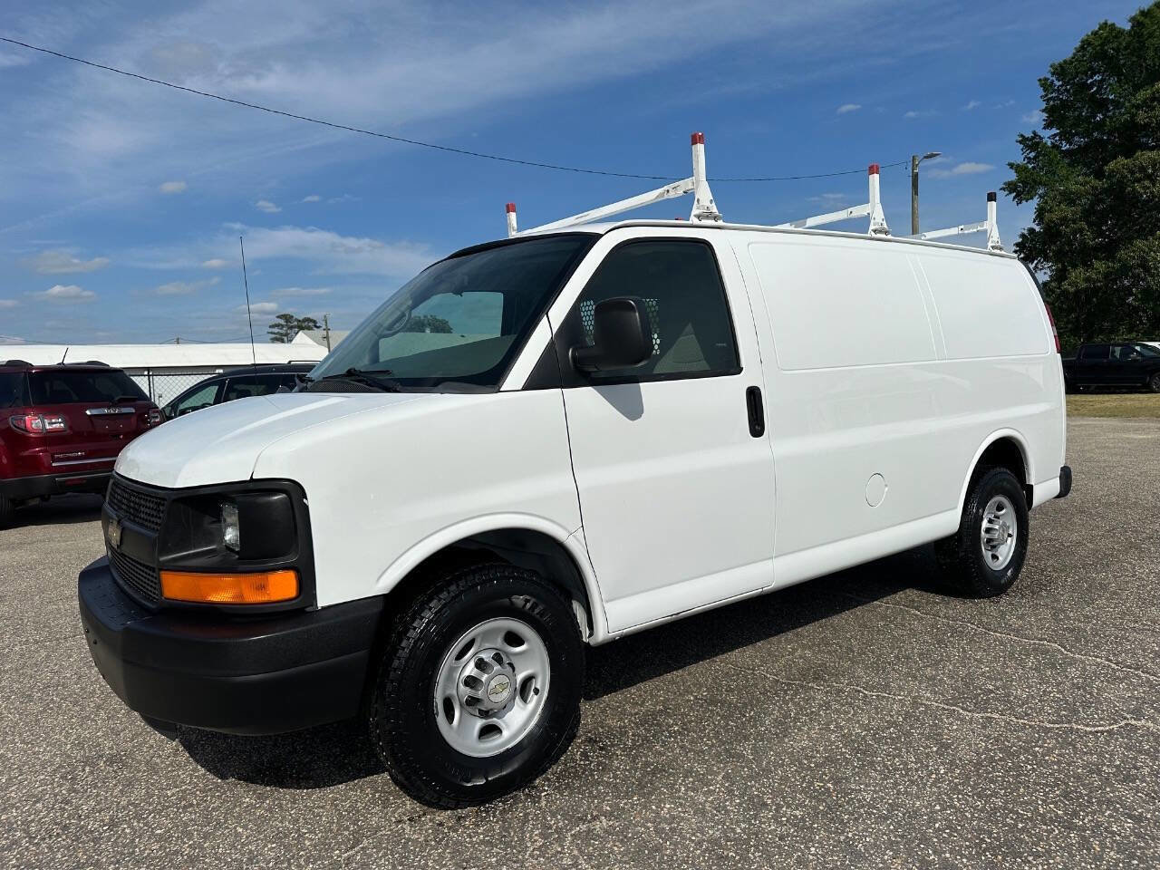 Used 2014 Chevrolet Express 2500 RWD image 27