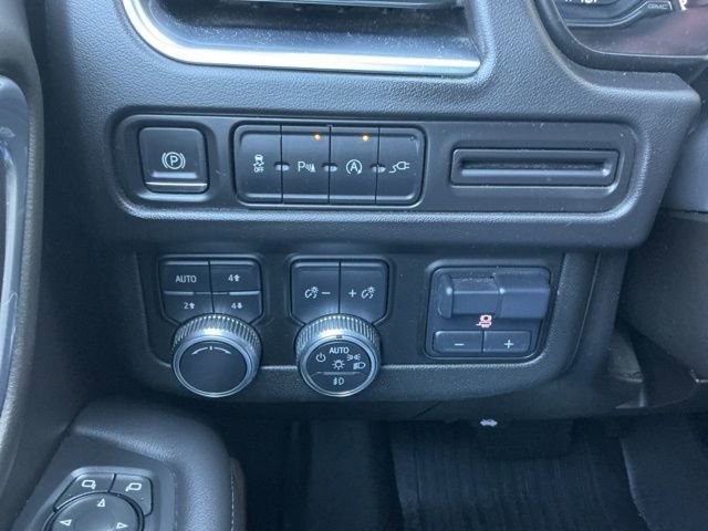 Used 2021 GMC Yukon XL SLE image 11