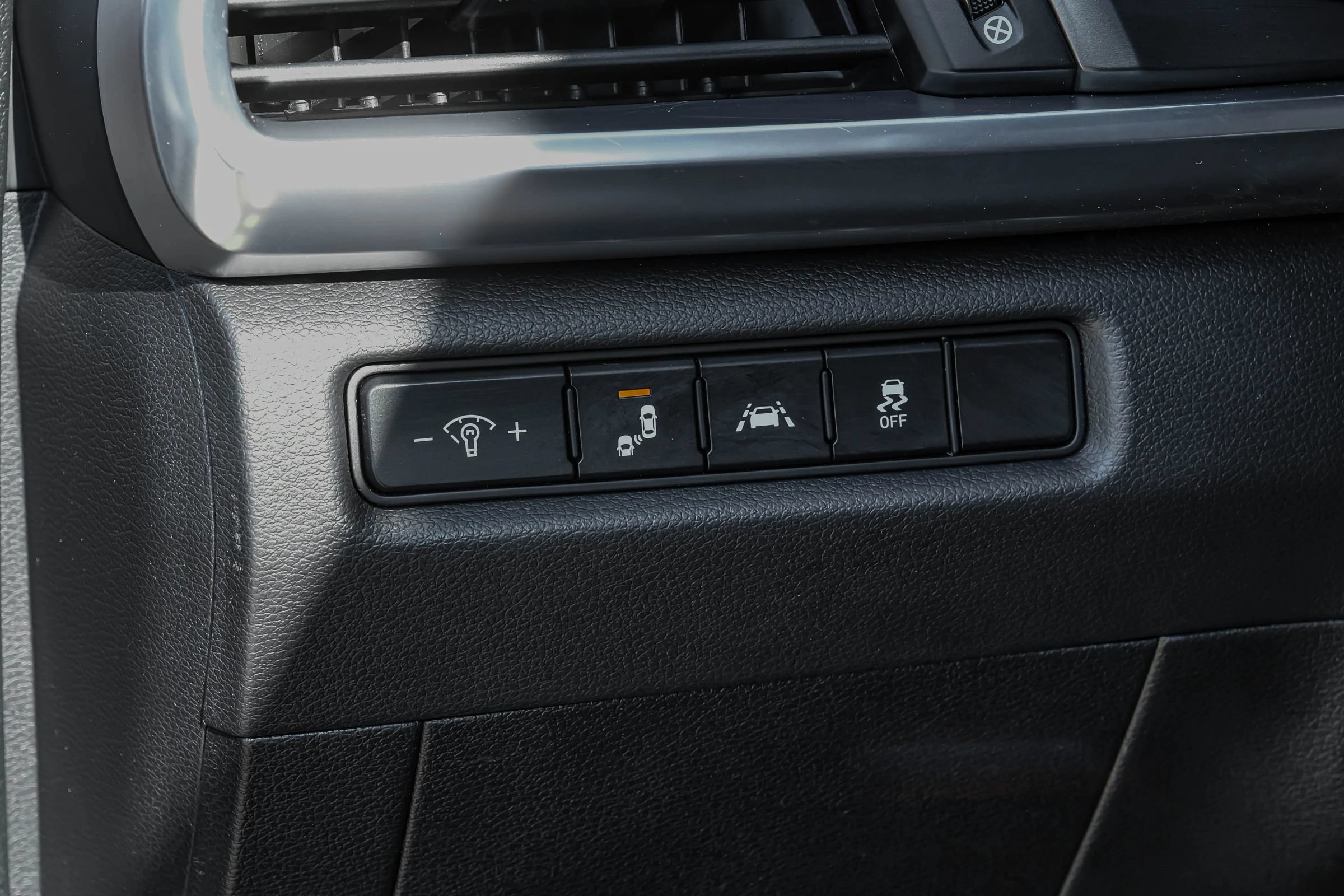 Used 2022 Kia Telluride S AWD/4WD image 32