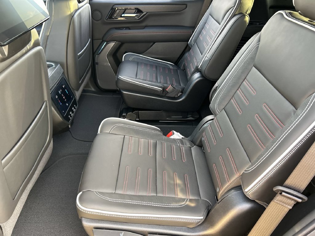 New 2026 GMC Yukon AT4 Ultimate AWD/4WD image 26