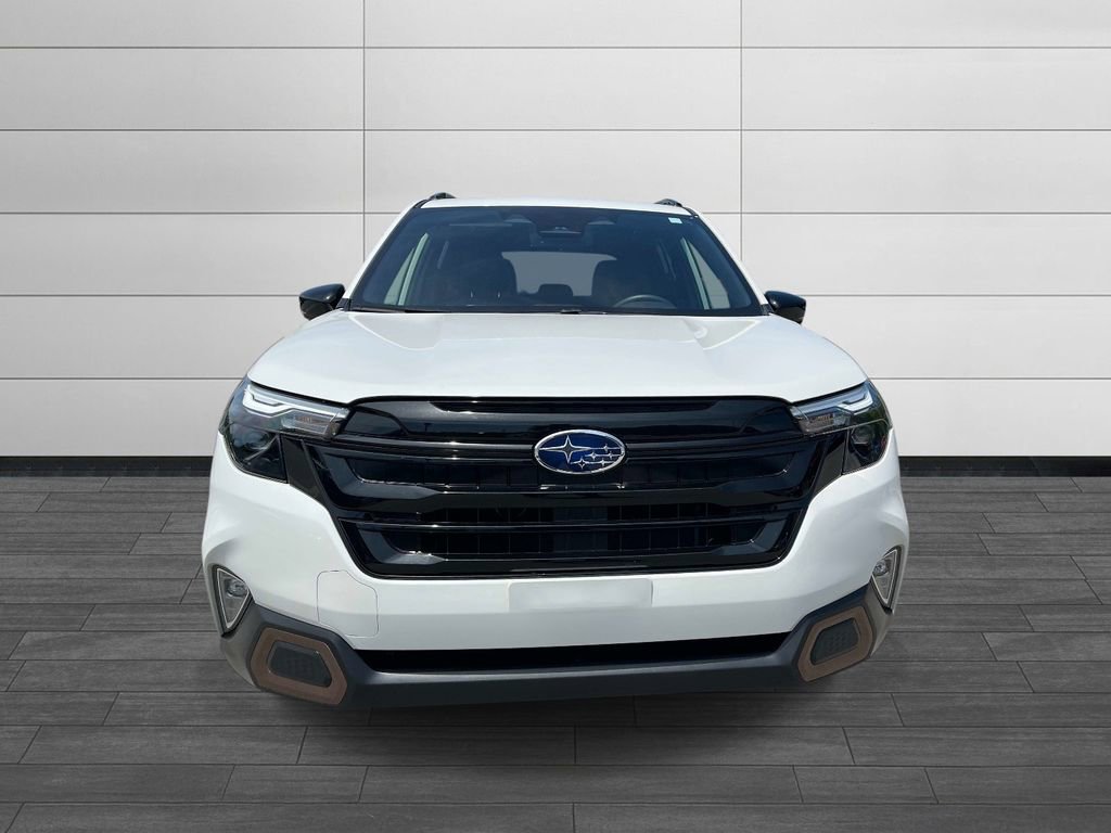Used 2025 Subaru Forester Sport w/ Popular Package #1 AWD/4WD image 8