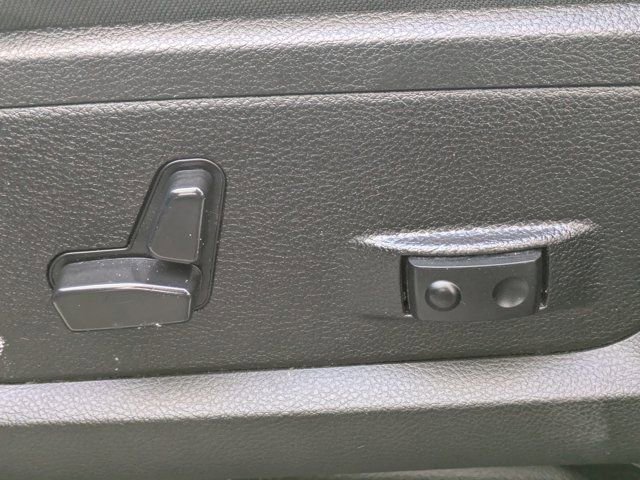 Used 2023 RAM 2500 Big Horn w/ Level 1 Equipment Group image 15