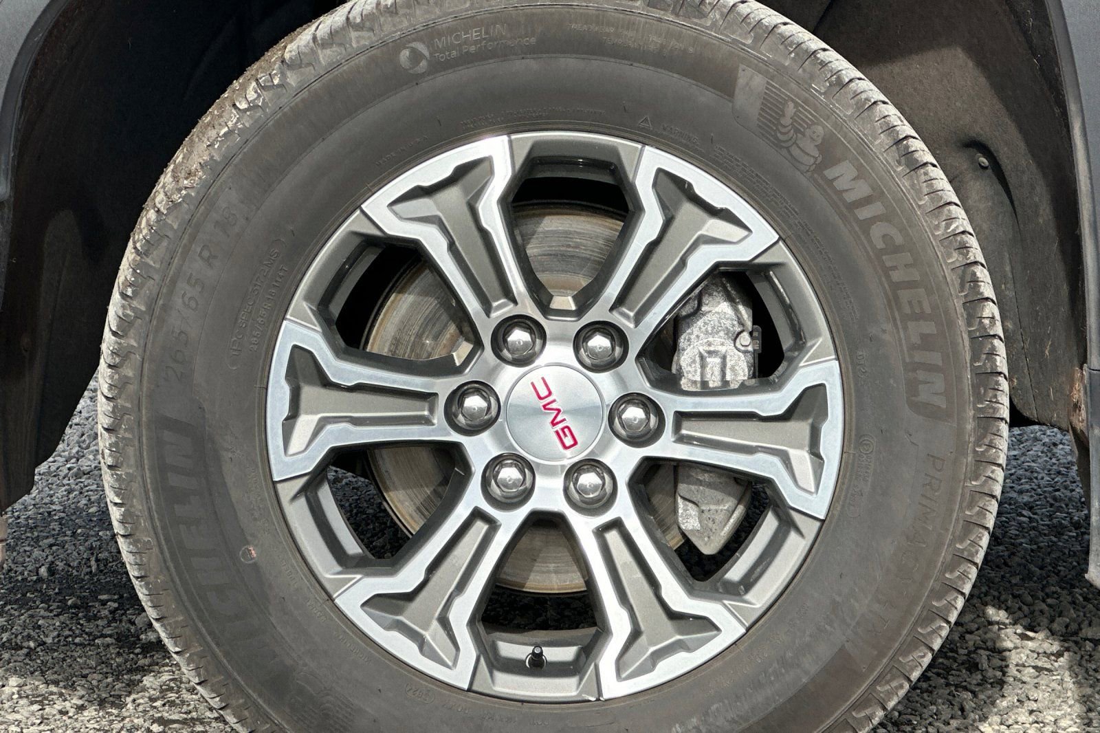 Used 2025 GMC Sierra 1500 SLT image 41