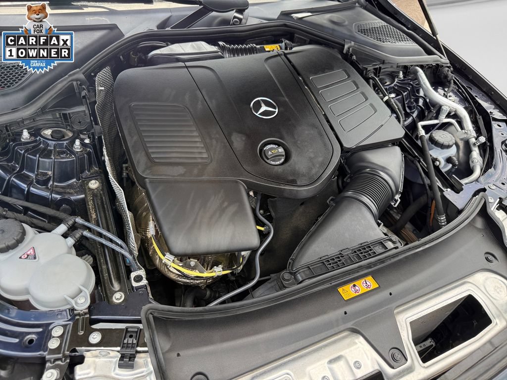 Used 2025 Mercedes-Benz E 350 4MATIC Sedan image 21