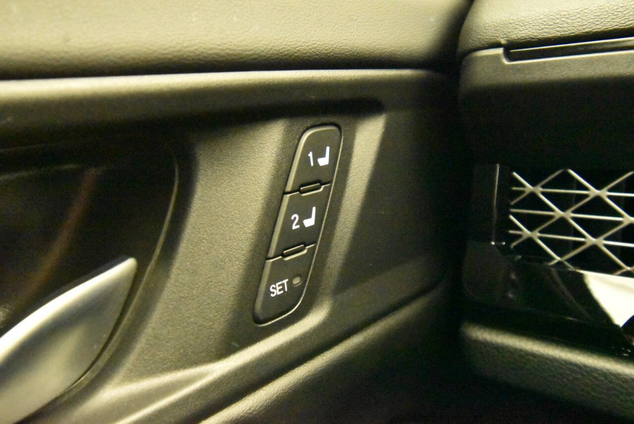 Used 2025 Honda Accord EX-L image 30