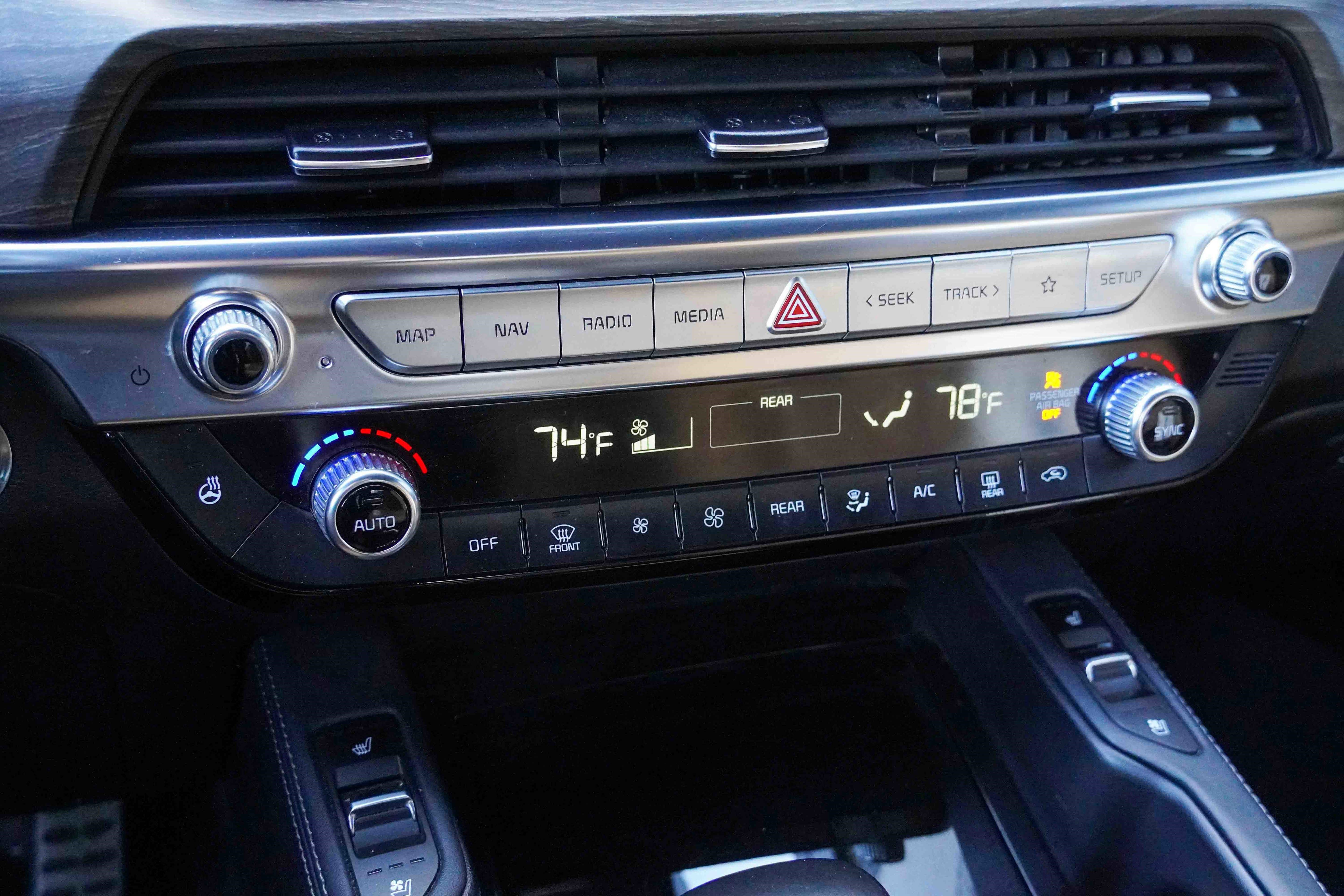 Used 2021 Kia Telluride SX w/ Nightfall Edition Package image 28