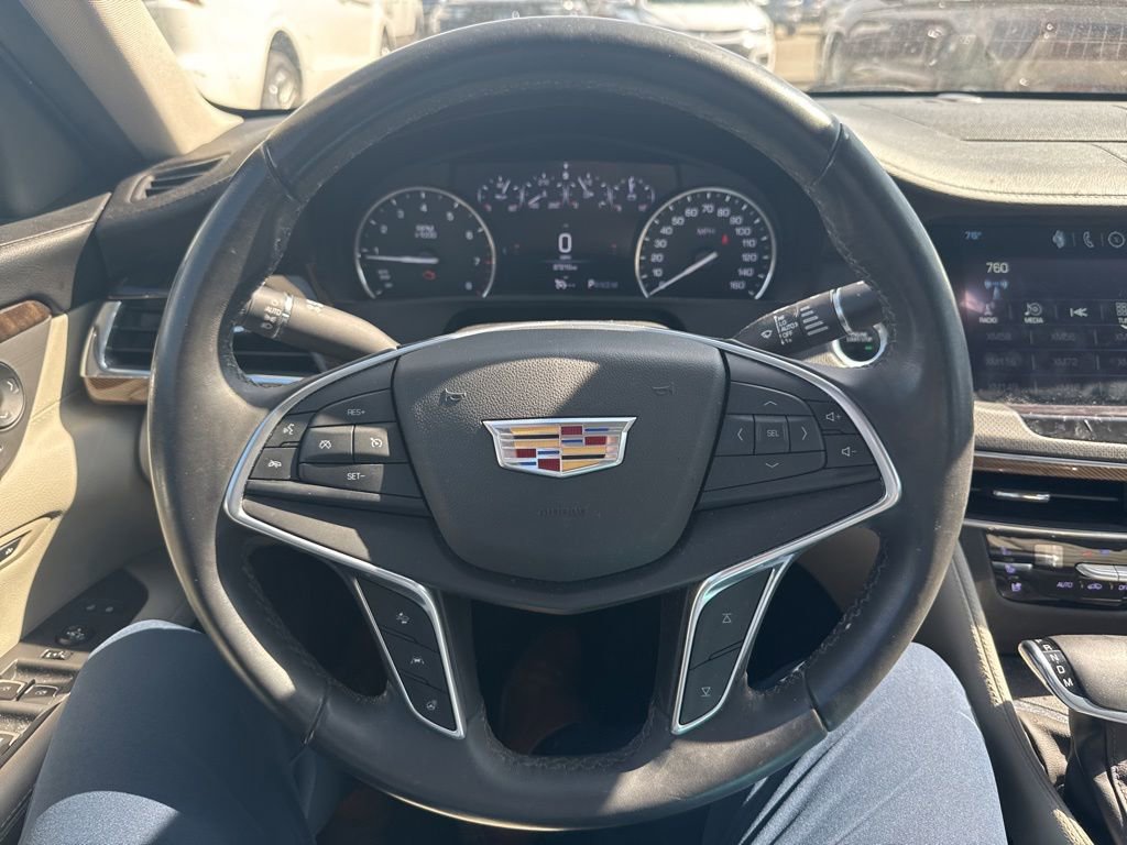 Used 2018 Cadillac CT6 Luxury AWD/4WD image 14