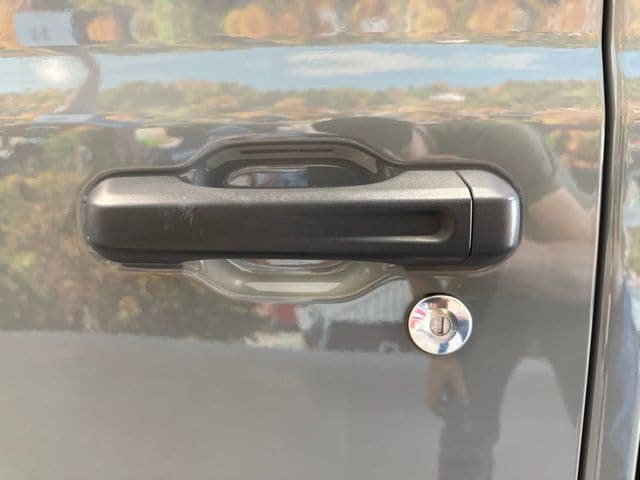 Used 2021 Jeep Gladiator Sport AWD/4WD image 17