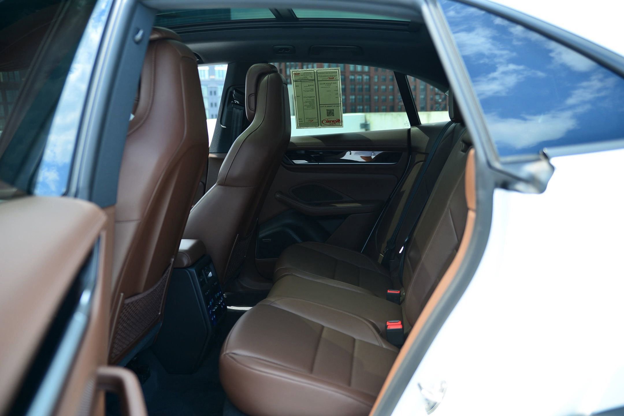 New 2025 Porsche Macan 4 Electric image 14