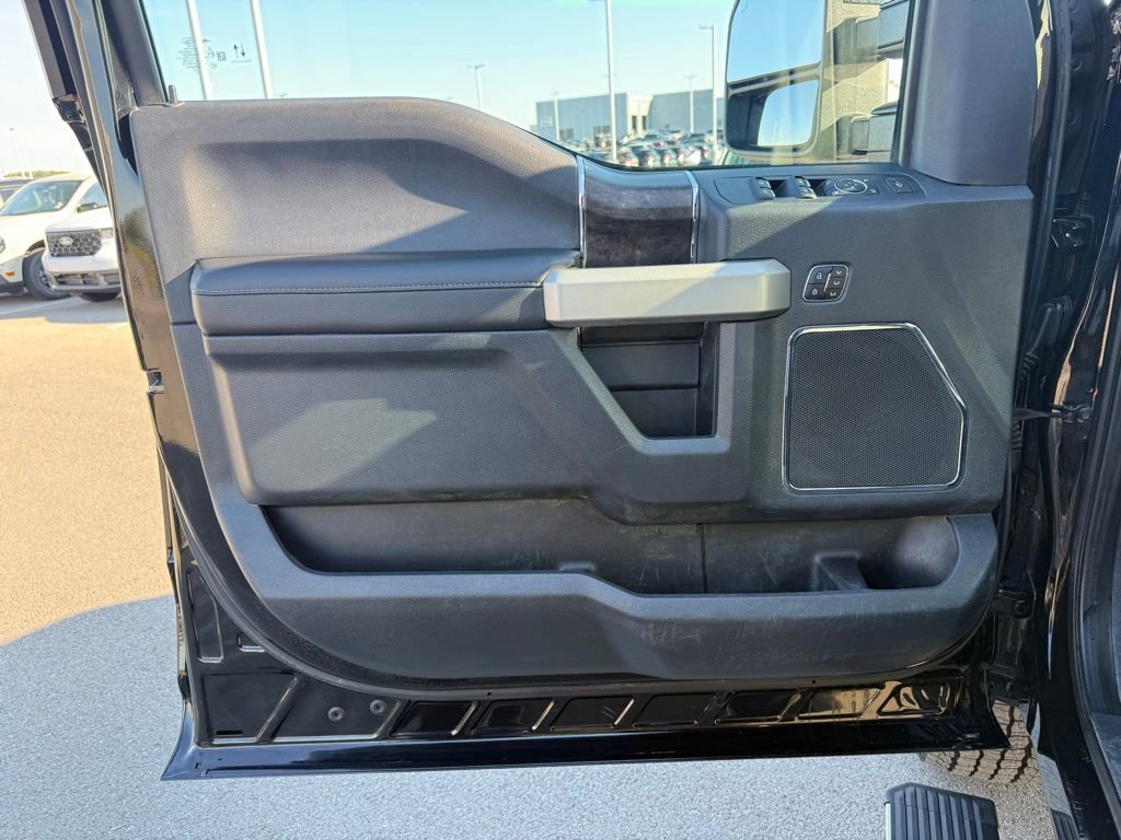 Used 2022 Ford F250 Lariat w/ Tremor Off-Road Package image 9