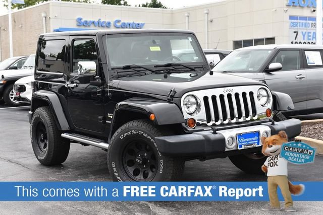 Used 2013 Jeep Wrangler Sahara w/ Dual Top Group AWD/4WD image 2