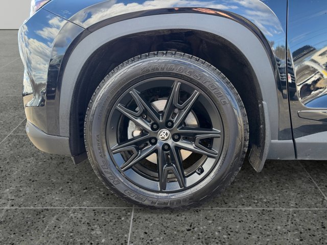 Used 2024 Toyota Grand Highlander Limited image 9