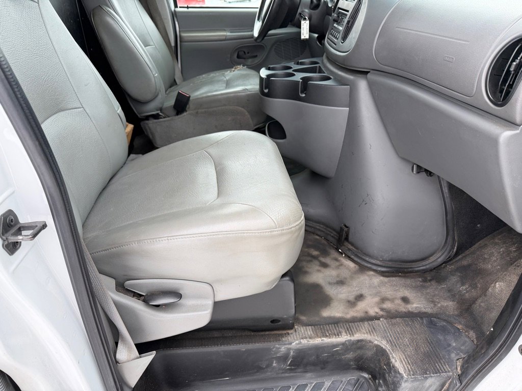Used 2007 Ford E-250 and Econoline 250 RWD image 11