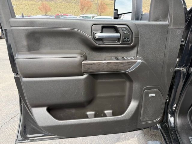 Used 2020 Chevrolet Silverado 3500 LTZ w/ LTZ Premium Package image 13