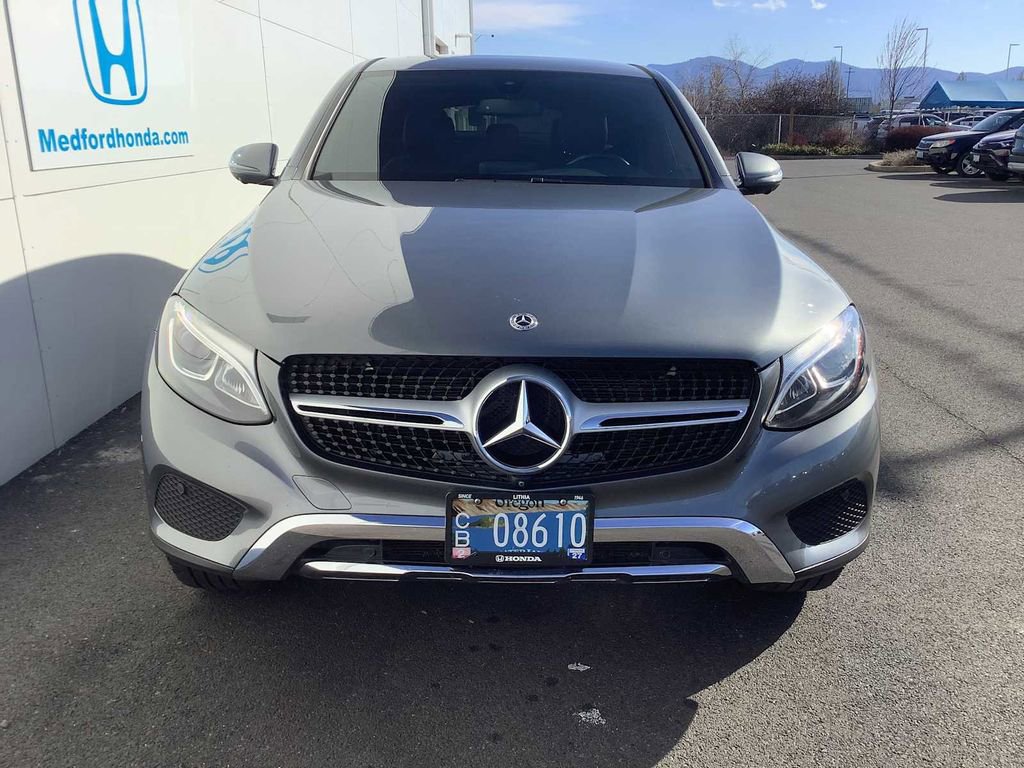 Used 2019 Mercedes-Benz GLC 300 4MATIC Coupe image 6