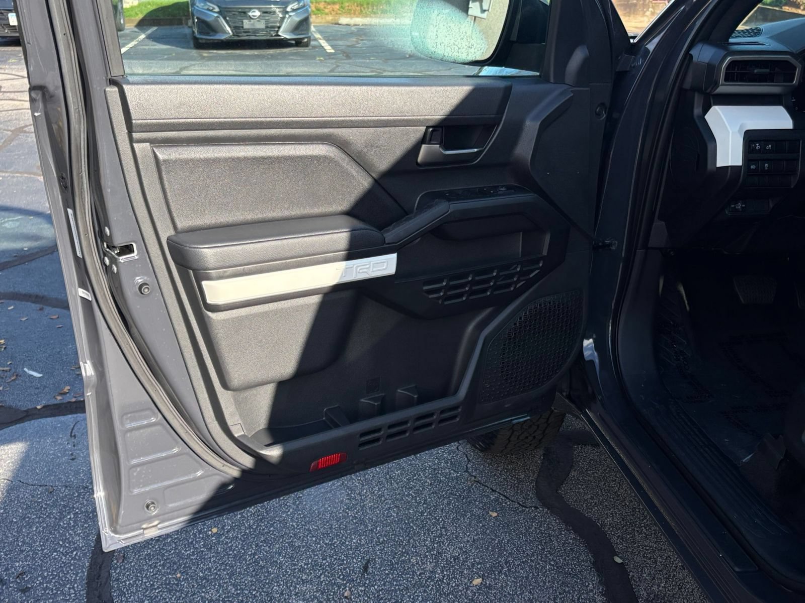 Used 2024 Toyota Tacoma 4x4 Double Cab image 18