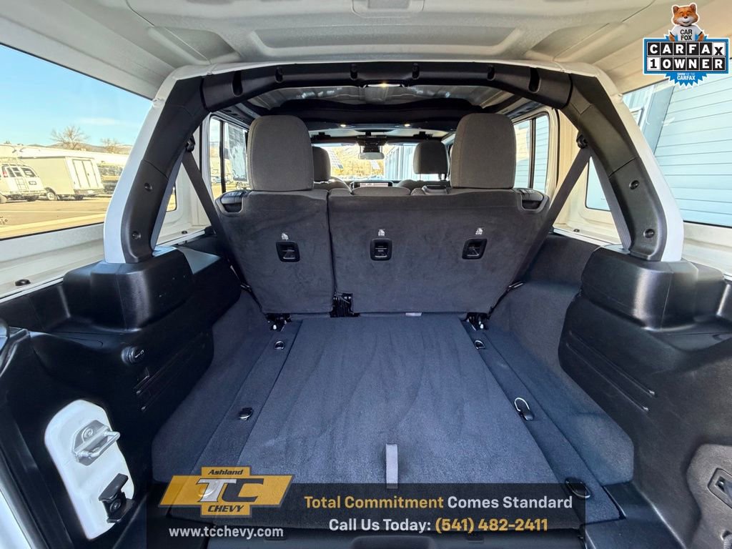 Used 2024 Jeep Wrangler Sport S image 13