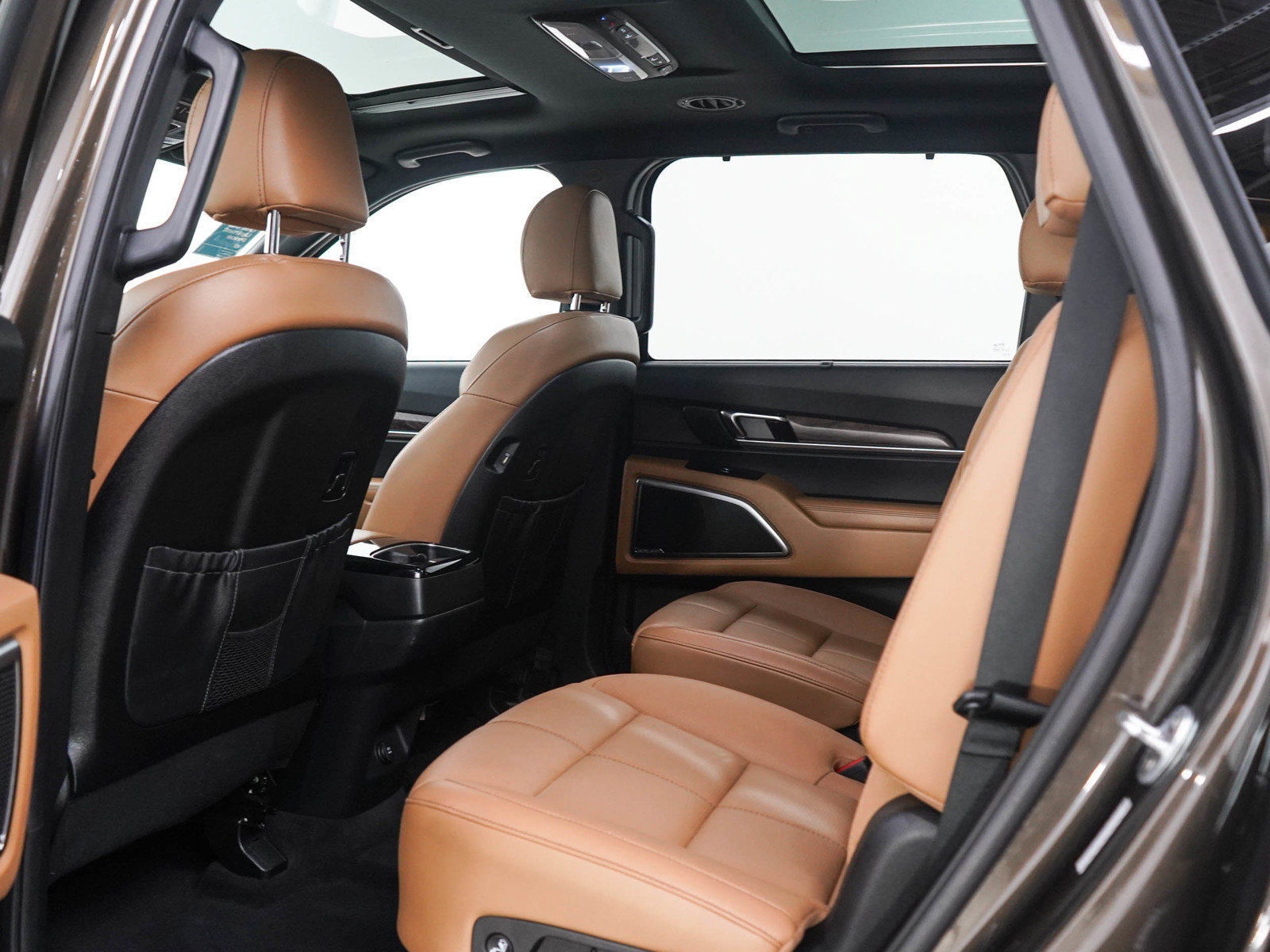 Used 2020 Kia Telluride SX w/ Towing Package AWD/4WD image 19