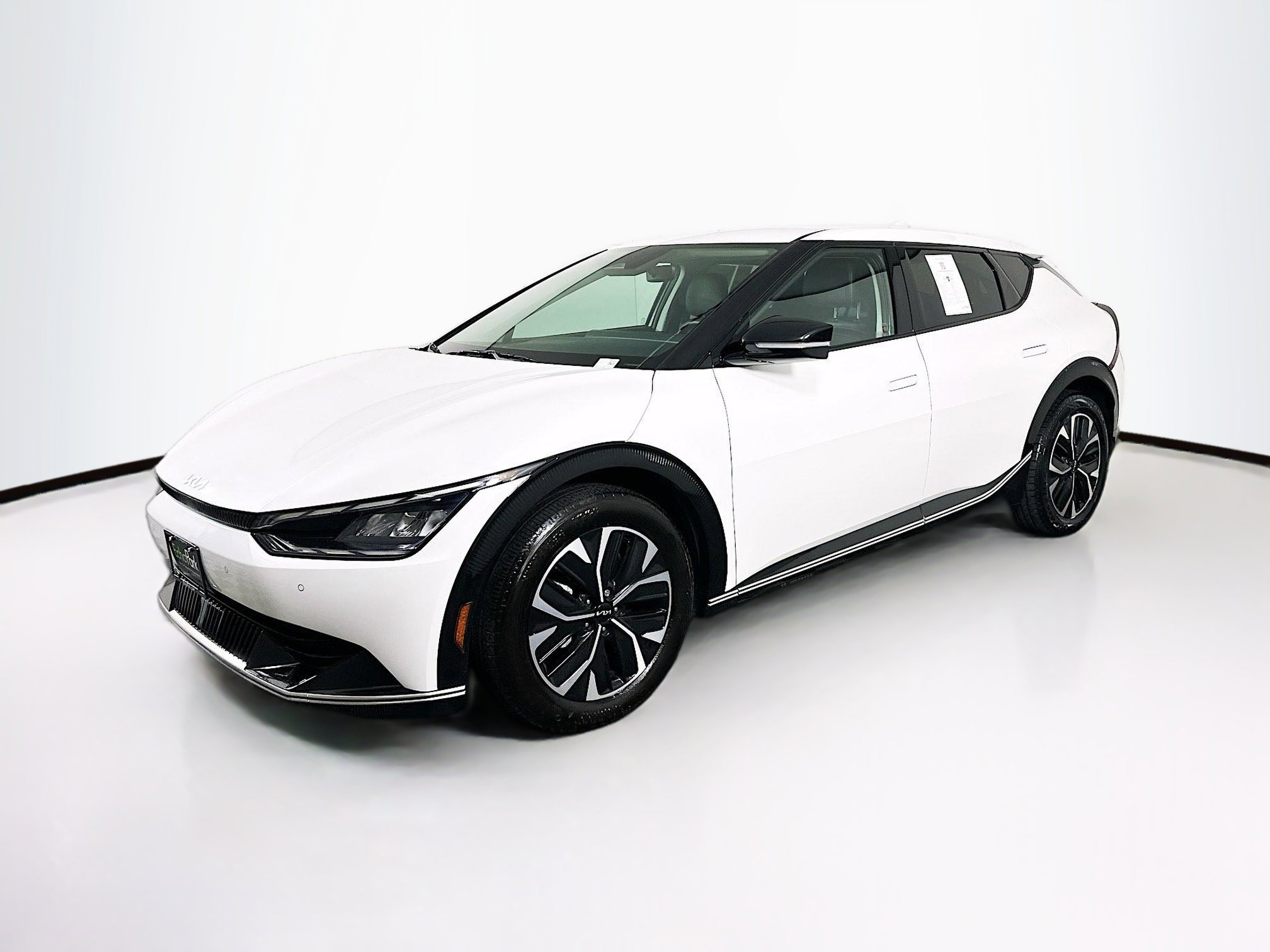 Used 2024 Kia EV6 Wind image 3