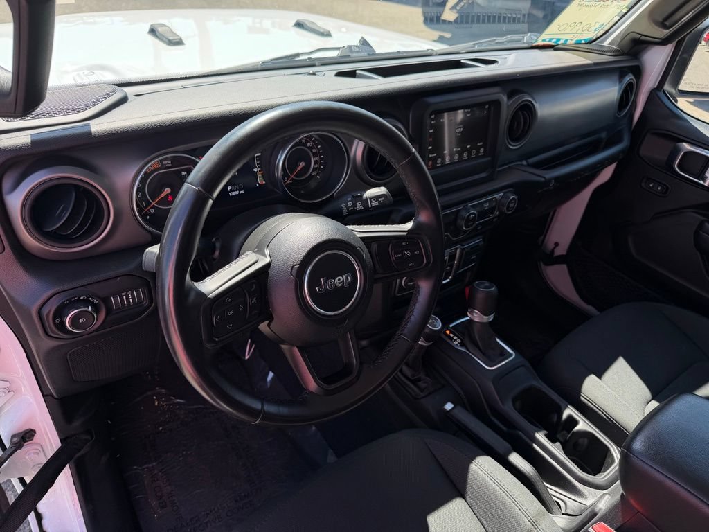 Used 2022 Jeep Wrangler Unlimited Sport AWD/4WD image 17