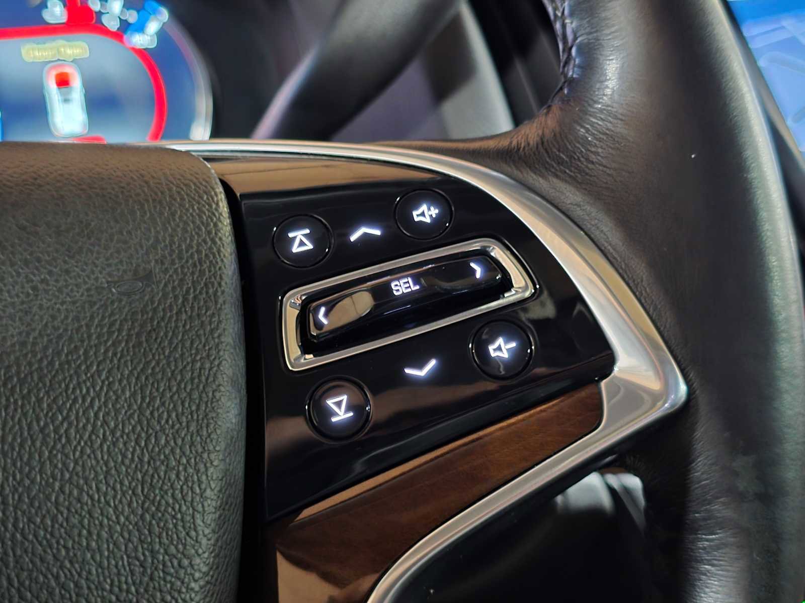 Used 2020 Cadillac Escalade Premium Luxury image 37