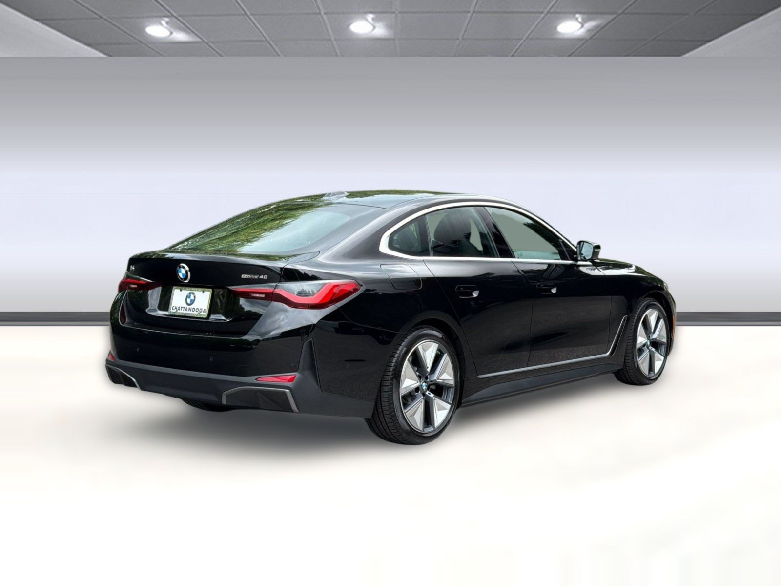 New 2026 BMW i4 eDrive40 w/ Parking Assistance Package RWD image 9