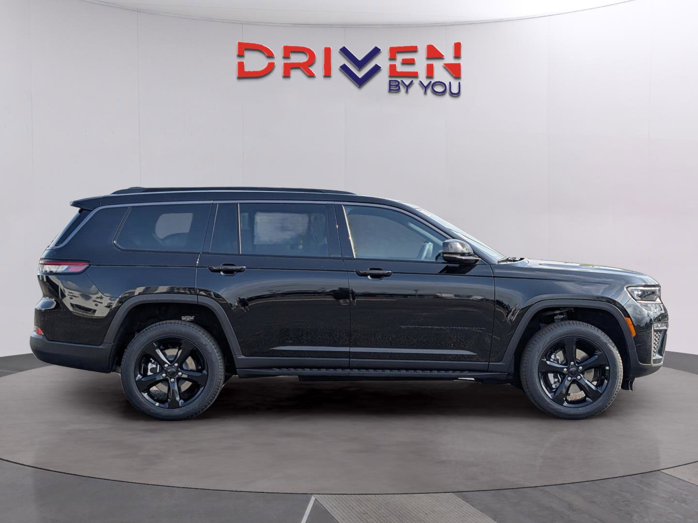 New 2026 Jeep Grand Cherokee L Limited image 6