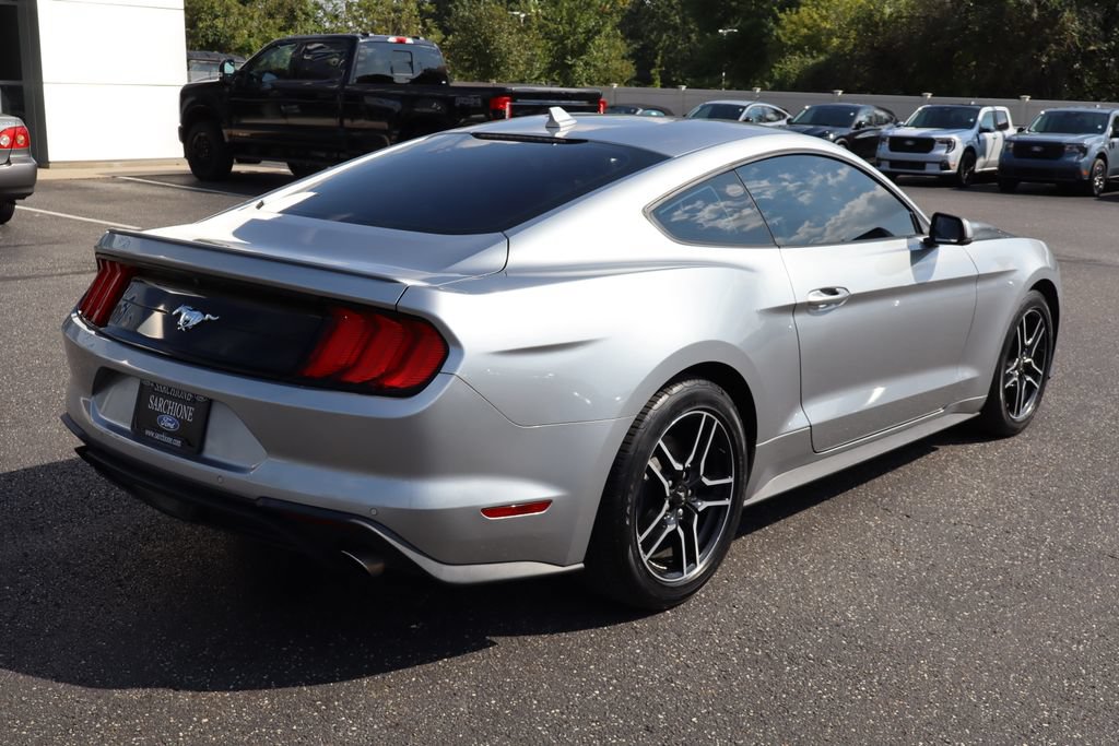 Used 2020 Ford Mustang Premium w/ Equipment Group 201A RWD image 3