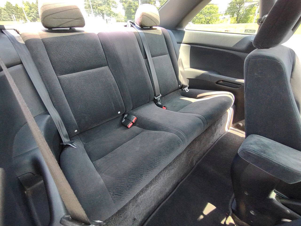 Used 2004 Honda Civic LX image 17