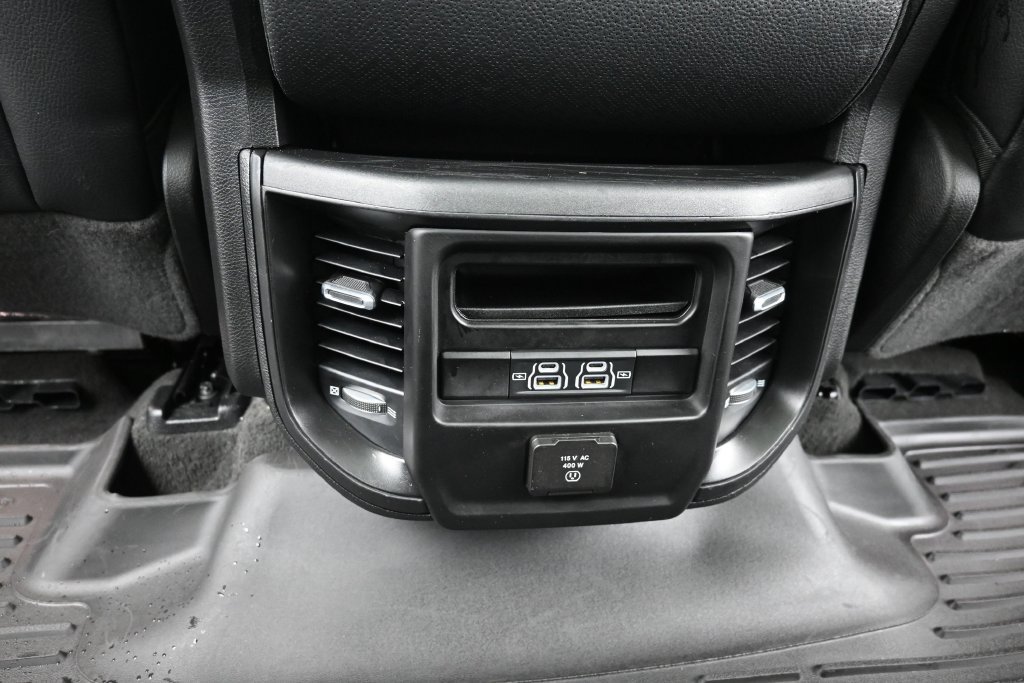 Used 2023 RAM 1500 Laramie AWD/4WD image 6