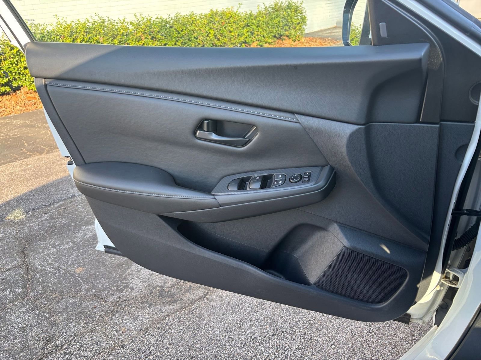 Used 2025 Nissan Sentra S FWD image 18