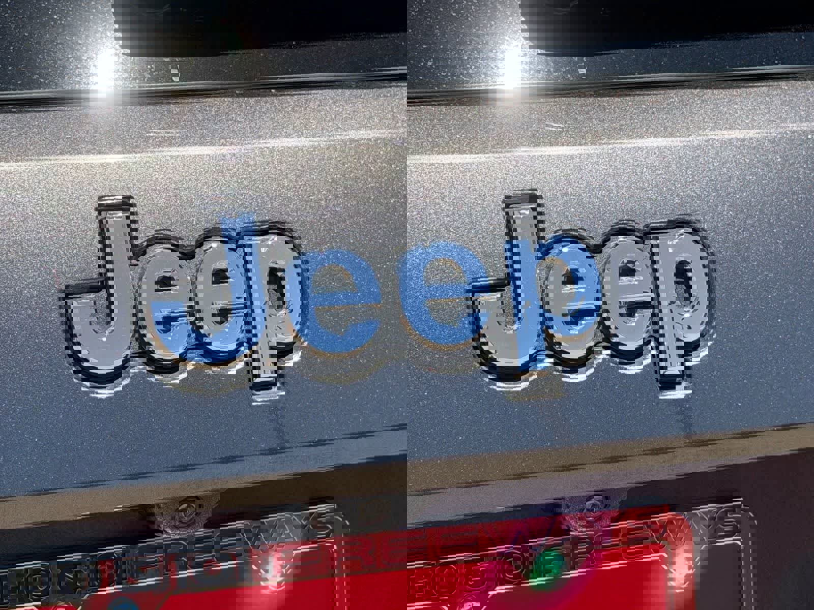 Used 2014 Jeep Grand Cherokee Summit AWD/4WD image 22