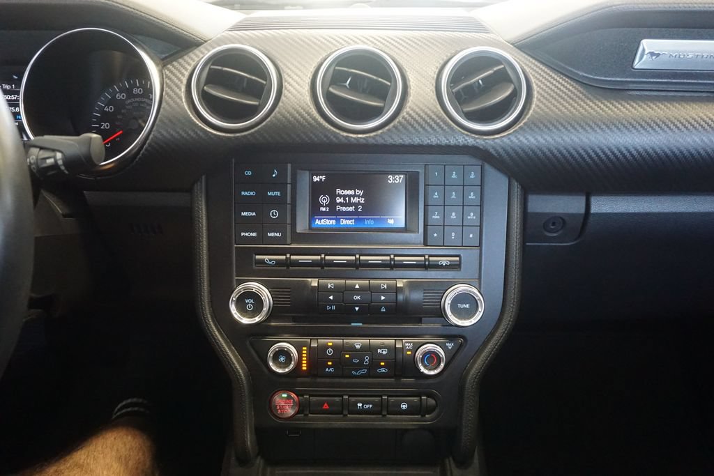 Used 2018 Ford Mustang Coupe RWD image 8