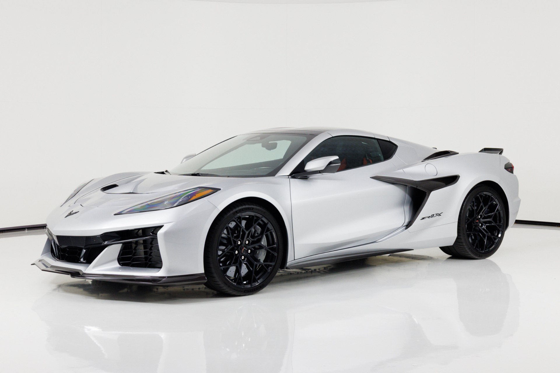 Used 2027 Chevrolet Corvette ZR1X AWD/4WD image 8
