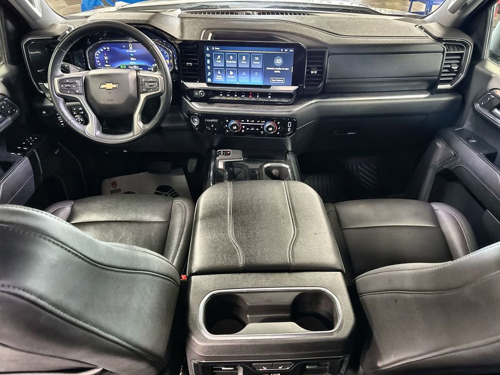 Used 2023 Chevrolet Silverado 1500 LTZ w/ LTZ Convenience Package II AWD/4WD image 25