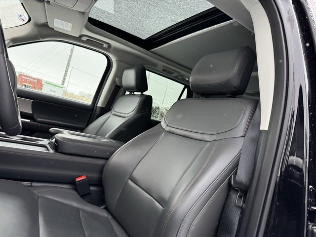 Certified 2025 Ford Expedition Max Active image 8