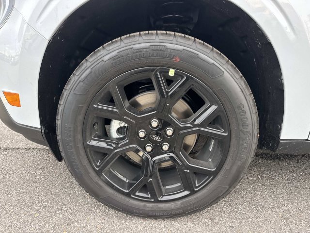 New 2026 Ford Maverick Lariat w/ Black Appearance Package AWD/4WD image 9