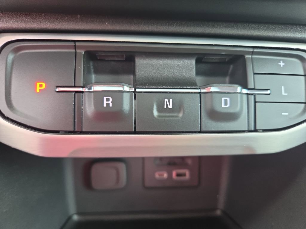 Certified 2023 GMC Acadia SLT w/ Trailering Package image 23