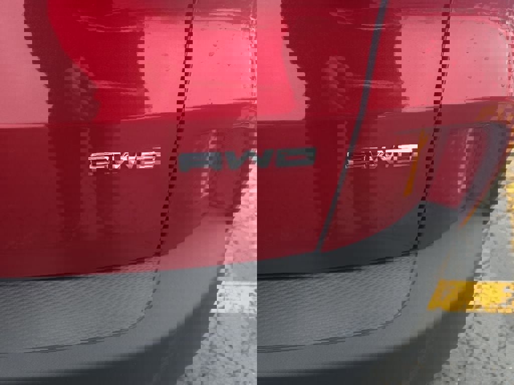 Used 2023 Ford Escape Active image 5