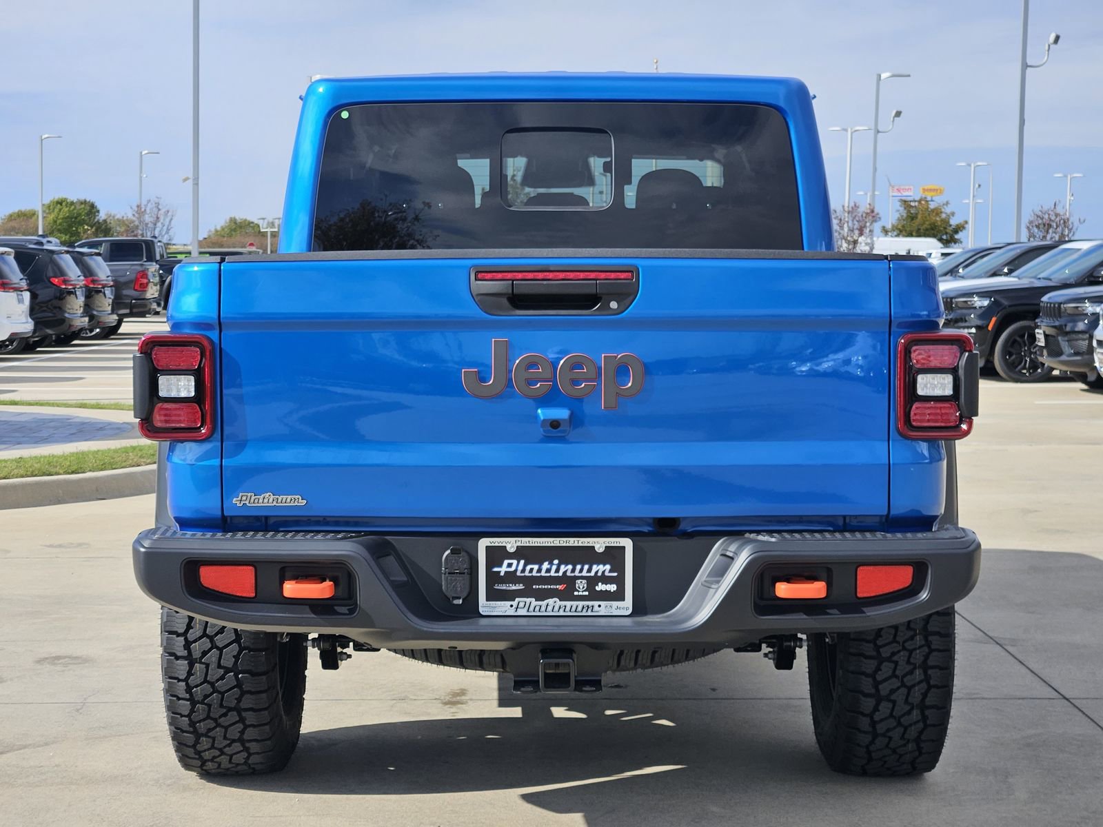 New 2026 Jeep Gladiator Mojave w/ Technology Group AWD/4WD image 8