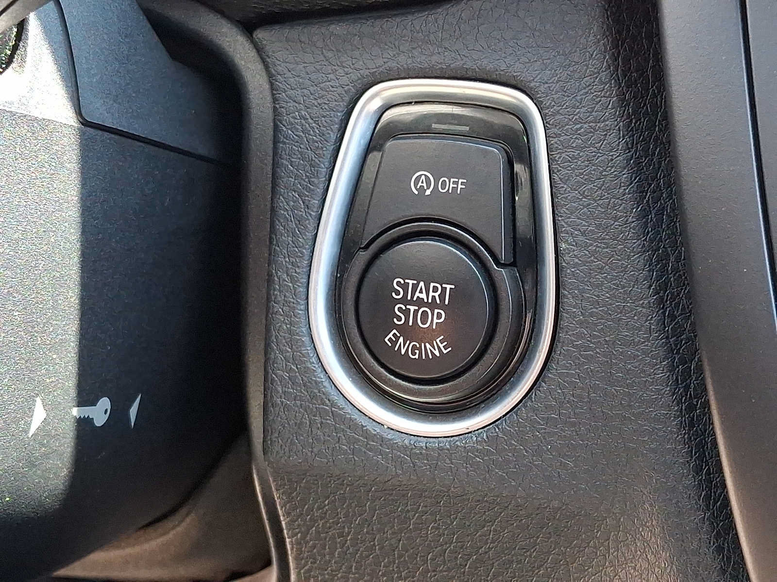 Used 2013 BMW 328i xDrive Sedan AWD/4WD image 23