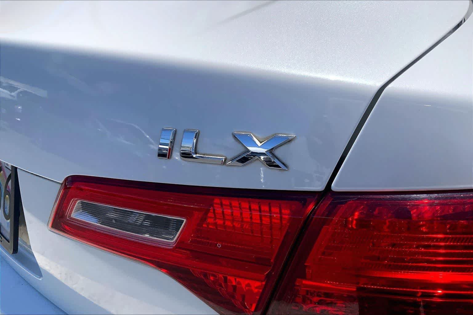 Used 2014 Acura ILX FWD image 7