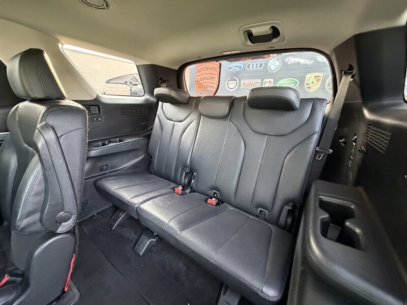 Used 2020 Hyundai Palisade SEL w/ Premium Package FWD image 35