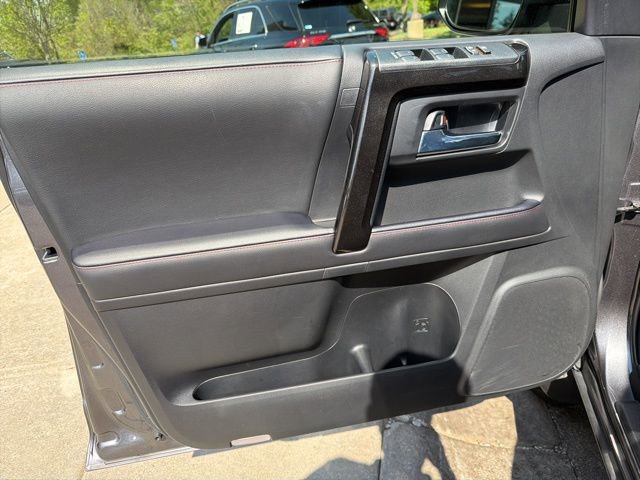 Used 2023 Toyota 4Runner TRD Off-Road Premium w/ Off Road Premium Plus Package AWD/4WD image 9