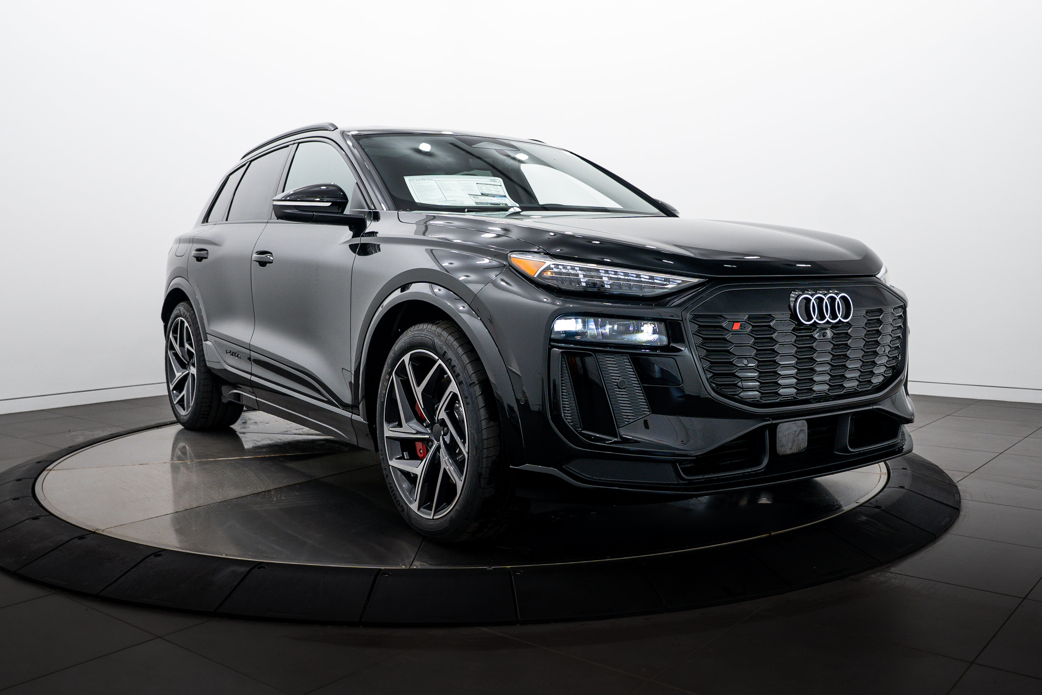 New 2027 Audi SQ6 e-tron Premium Plus AWD/4WD image 2